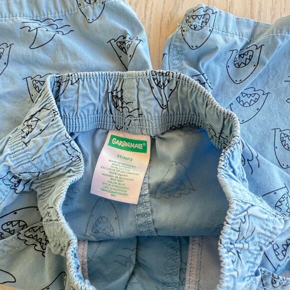 Garanimals Toddler Boy's Size 3T Blue Shark Print Jersey Shorts - Picture 3 of 4
